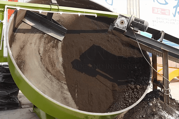 disc compost granulating machine working